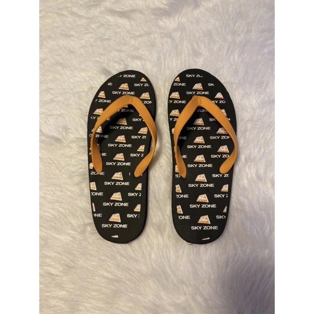 Sky Zone Trampoline Park Flip Flops Mens Size‎ MXXL Black Sandals Shoes